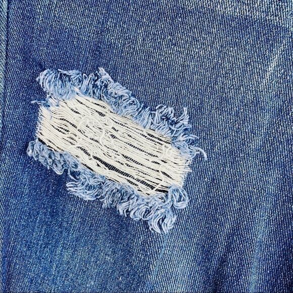 Forever 21 Distressed Boyfriend Jeans medium wash - Picture 7 of 8